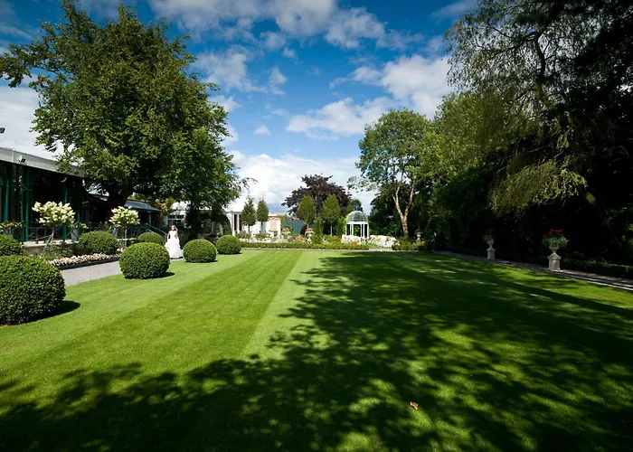 The Keadeen Hotel
